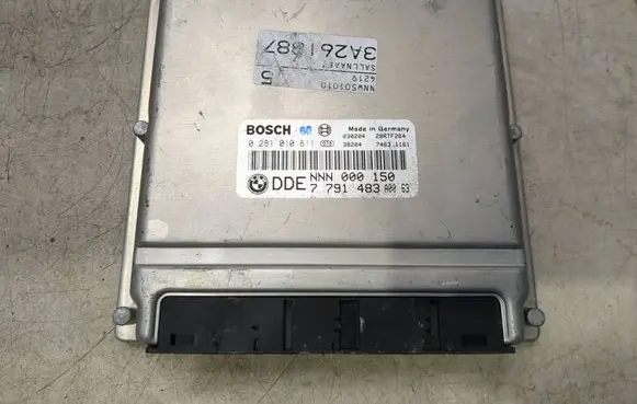 Land Rover Freelander Engine control unit/module 0281010811 NNN000150 7791483