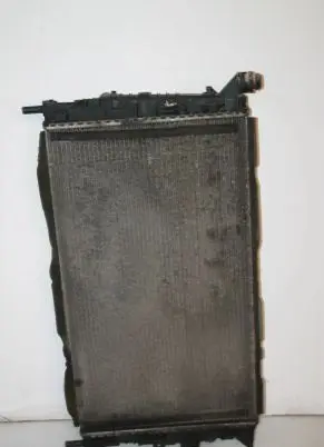 Ford Focus C-MAX Coolant radiator 3M5H8005TH