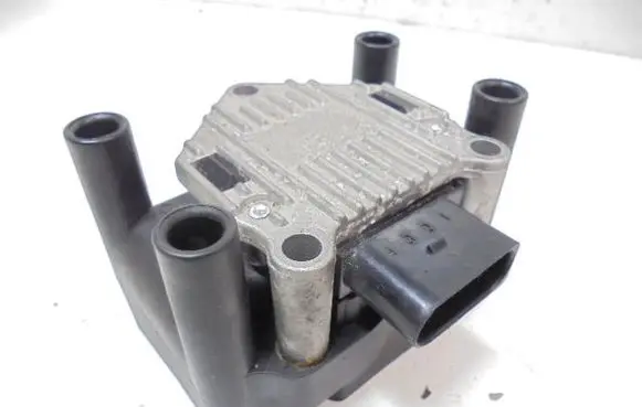 High voltage ignition coil