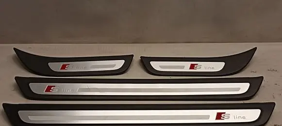 Audi Q5 SQ5 sill trim set (inner) 8R0853373G 8R0853374F