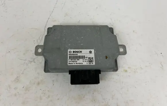 Maserati Levante Voltage converter/converter module 56029583AB
