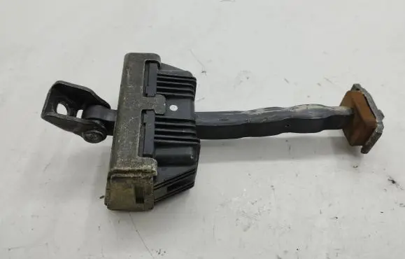 BMW 5 E60 E61 Front door check strap stopper