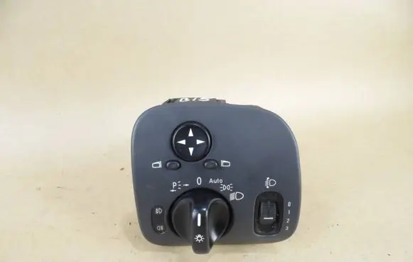 Mercedes-Benz C W203 Light switch 24406574725 04058515 A2035450604