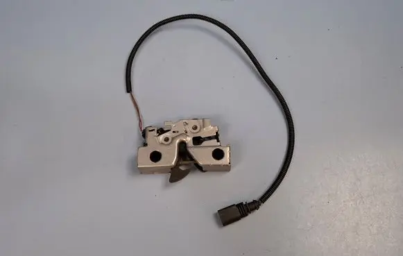 Volkswagen Crafter Engine bonnet/hood lock/catch 7C0823509A