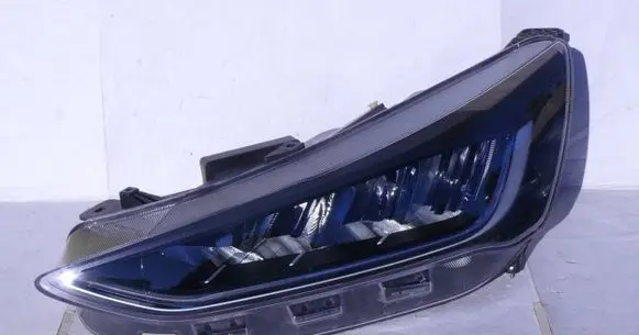 Ford Focus Headlight/headlamp NX7B13E015CD NX7B-13E015-CD