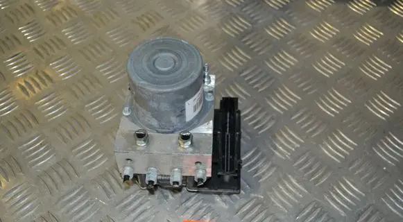Honda CR-V ABS Pump 57110SWYG014M1 0265235312