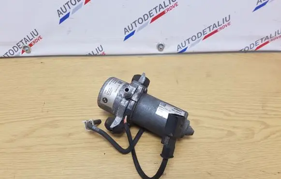 BMW 3 F30 F35 F31 Vacuum pump 6851289 34336851289