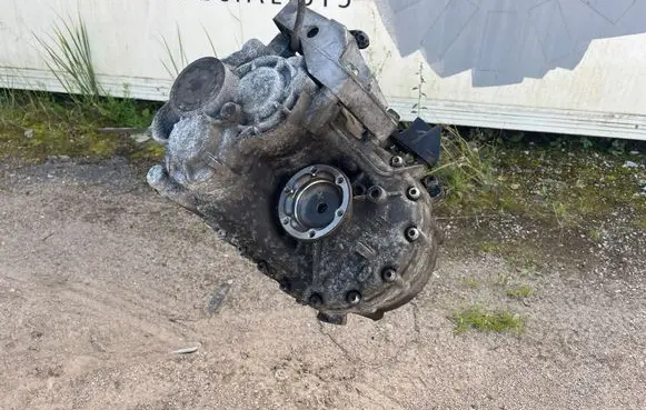 Volkswagen PASSAT B6 Manual 5 speed gearbox LAU3