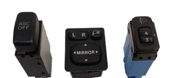 Mitsubishi L200 Wing mirror switch