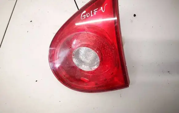 Volkswagen Golf V Tailgate rear/tail lights 1K6945094F