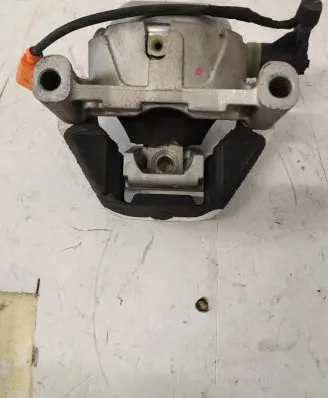 Audi A6 S6 C7 4G Engine mount bracket 4G0199381KL