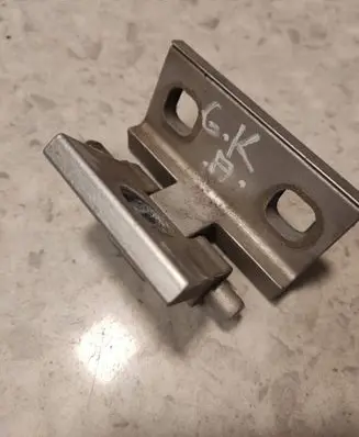Volvo S80 Rear door lower hinge