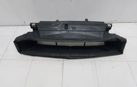 Renault Trafic III (X82) Intercooler air channel guide 214772888R 93866584