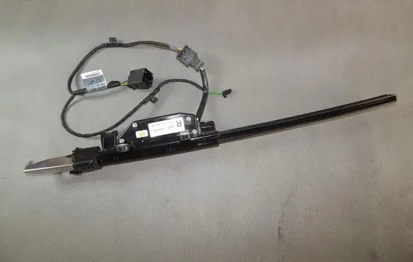 Audi S5 Facelift Seat belt adjustment motor 8W6857760