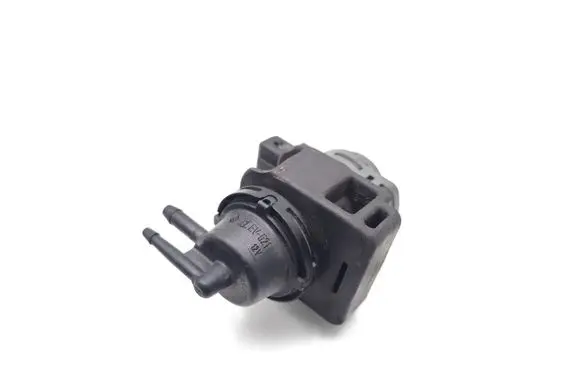 Renault Laguna III Vacuum valve 8200575400