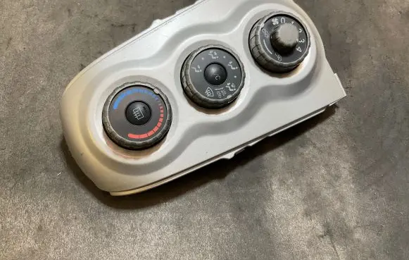 Toyota Yaris Climate control unit 554060D190