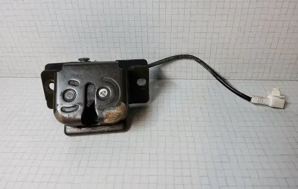 KIA Sorento Loading door lock 