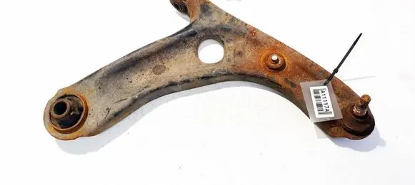 Toyota Aygo AB10 Front lower control arm/wishbone 