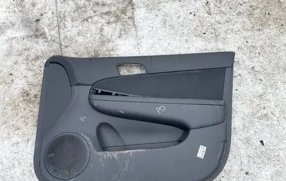 Hyundai i30 Front door card panel trim 83380-2R000 JC1722411