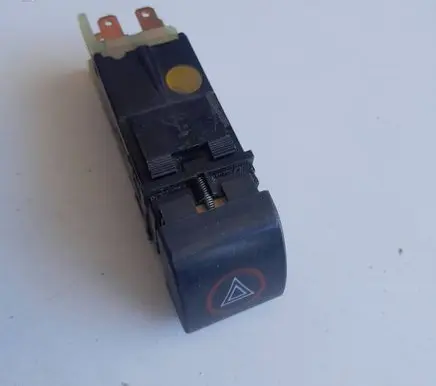 Skoda Felicia II Hazard light switch 016279