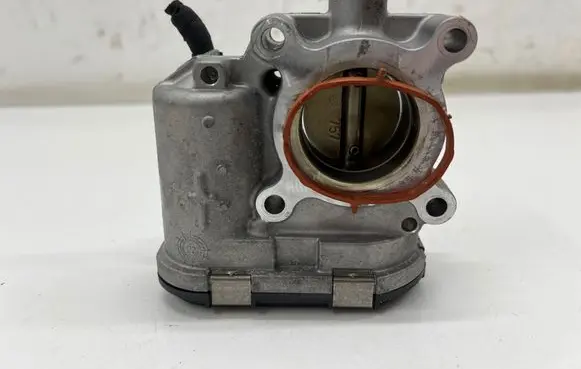 Mercedes-Benz CLA C118 X118 Throttle valve A2821410200