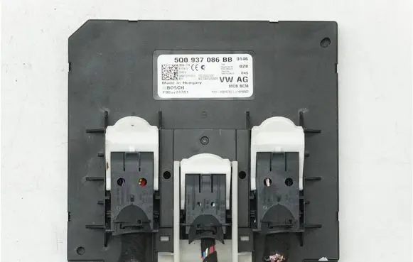 Volkswagen PASSAT B8 Comfort/convenience module 5Q0937086BB