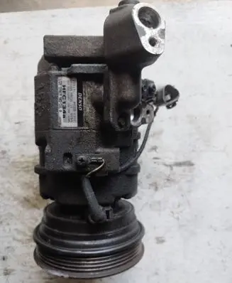 Toyota RAV 4 (XA20) Air conditioning (A/C) compressor (pump) 4472204302 10S15L
