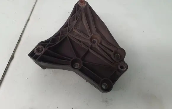 BMW 5 E60 E61 A/C compressor mount bracket 7792202 64557792202