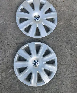 Volkswagen Sharan R16 wheel hub/cap/trim 7N0601147
