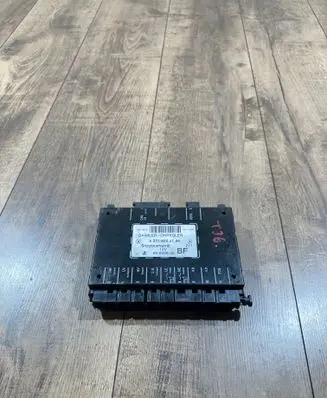 Mercedes-Benz E W211 Seat control module A2118204185 05020835
