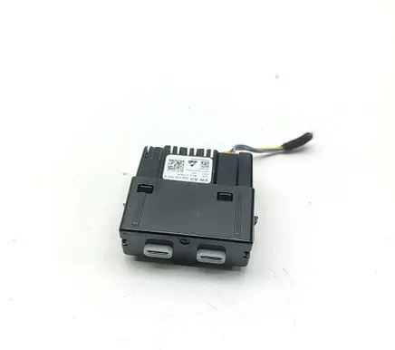 Volkswagen Touareg III USB socket connector 3G5035954A