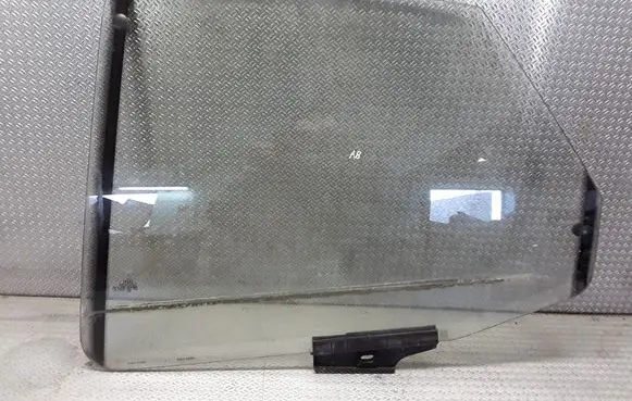 Audi A8 S8 D2 4D Rear door window glass 