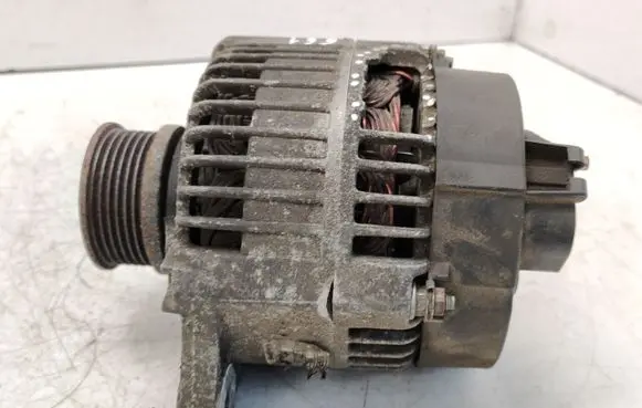 Alfa Romeo 156 Generator/alternator 63321419