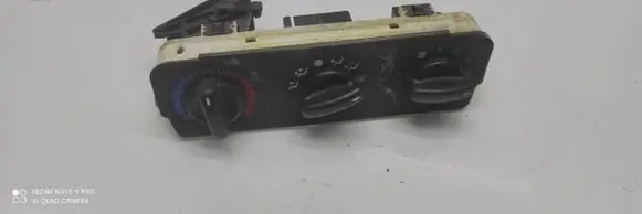 Ford Mondeo MK I Climate control unit 93BW18D