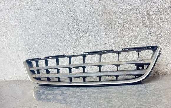 Opel Signum Front bumper upper radiator grill 904000003 13182904