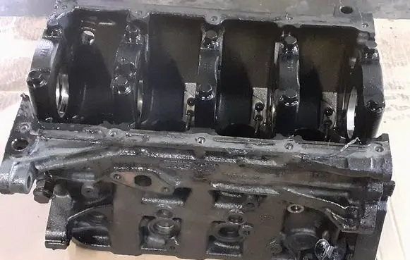Opel Vectra C Engine block 55196611