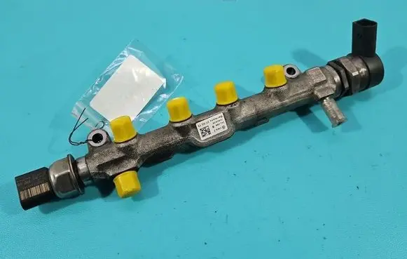 Skoda Octavia Mk3 (5E) Fuel main line pipe 04L089B IMPRK1542501