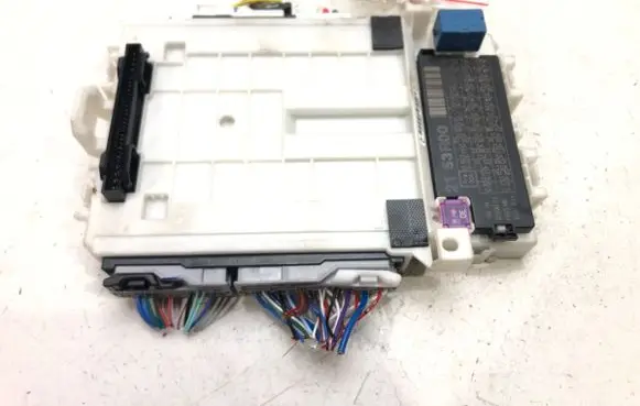 Suzuki Ignis BSM Control unit 2153R00