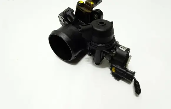Ford Focus Throttle valve 6G9Q9E926AE 921023Z095 921023Z090