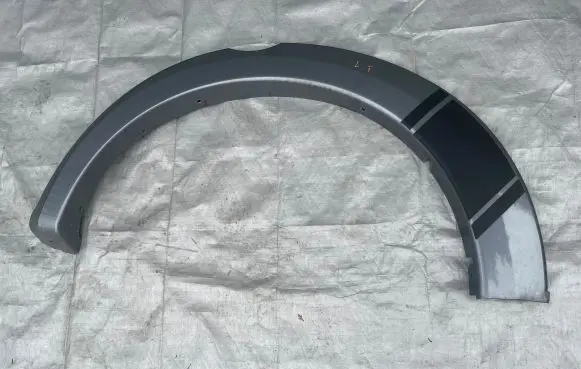 Mitsubishi L200 Rear arch trim