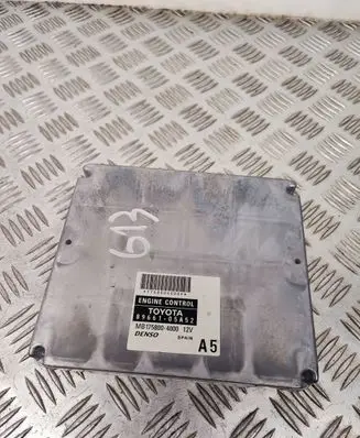 Toyota Avensis T250 Engine control unit/module 8966105A52