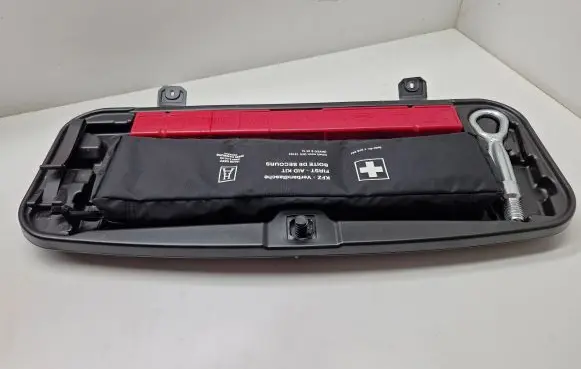 BMW 5 F10 F11 Tool set 6788803