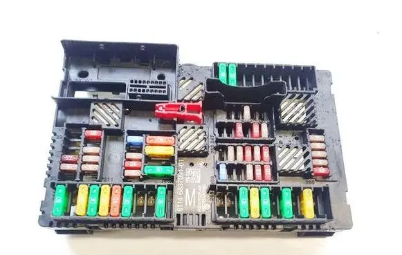 BMW 5 G30 G31 Fuse box set 6114683709101 61146837091-01