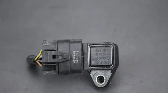 KIA Rio Other engine bay part 393002B100