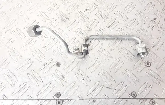 Fuel injector supply line/pipe