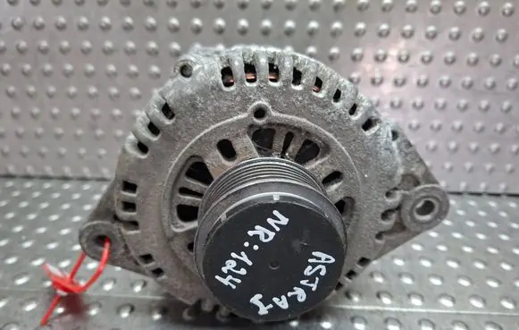 Opel Astra J Generator/alternator S16886124 A02806