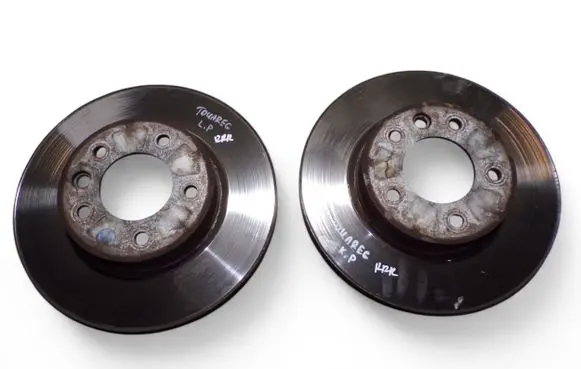 Volkswagen Touareg II Front brake disc