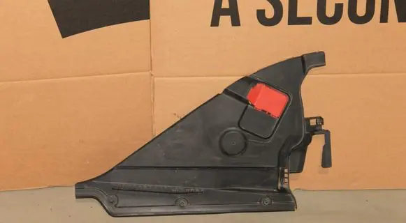 BMW 2 F22 F23 Windshield trim 7405637