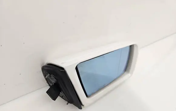 Mercedes-Benz E W210 Front door electric wing mirror 413122410 2028110298