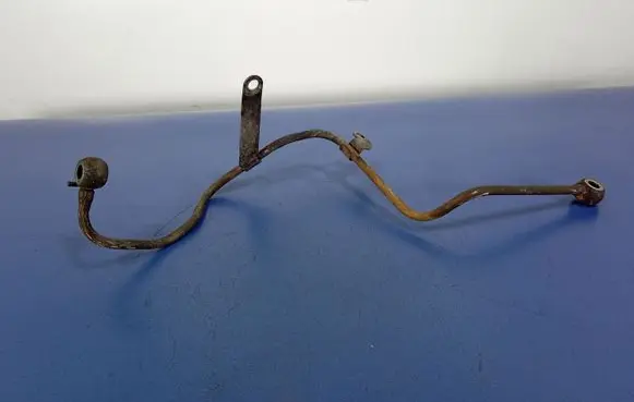 Toyota Corolla Verso E121 Fuel line pipe